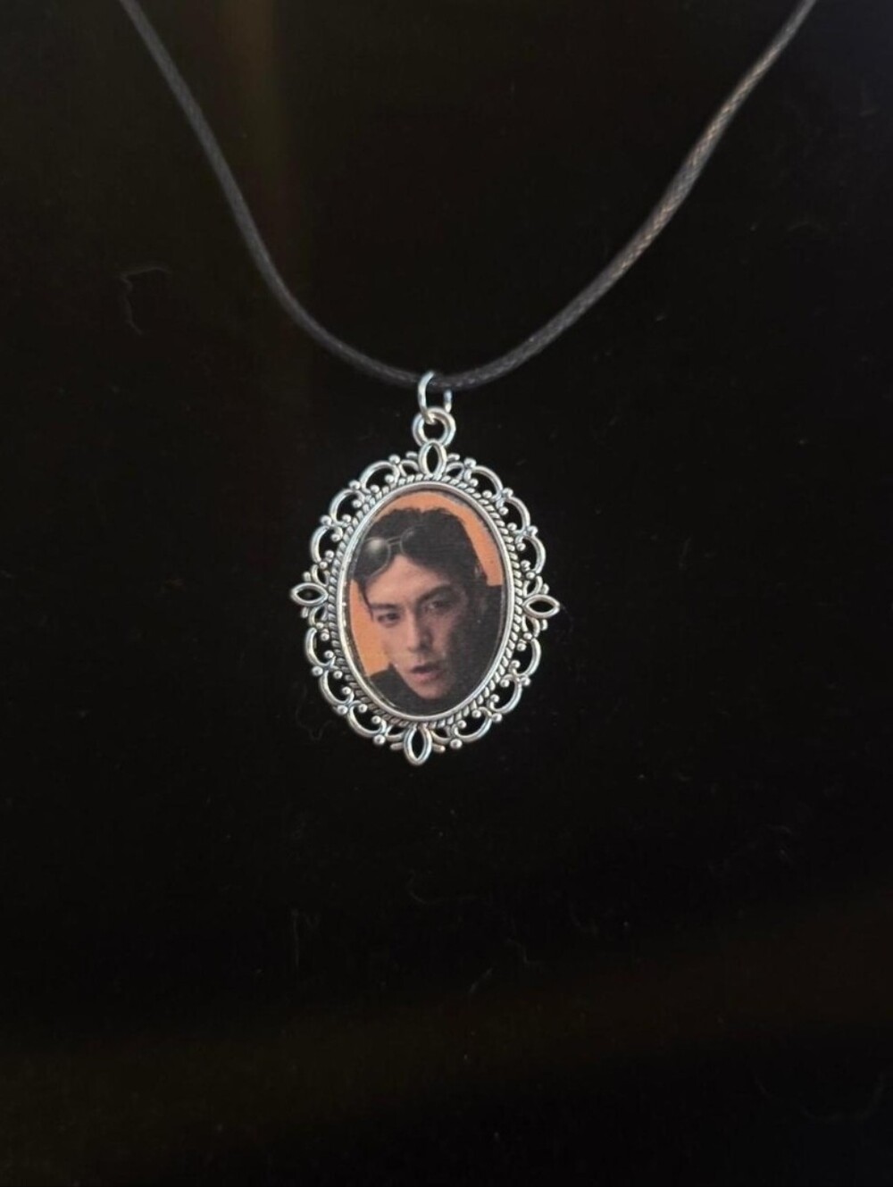 TOP Studio 54 Cameo Pendant Necklace